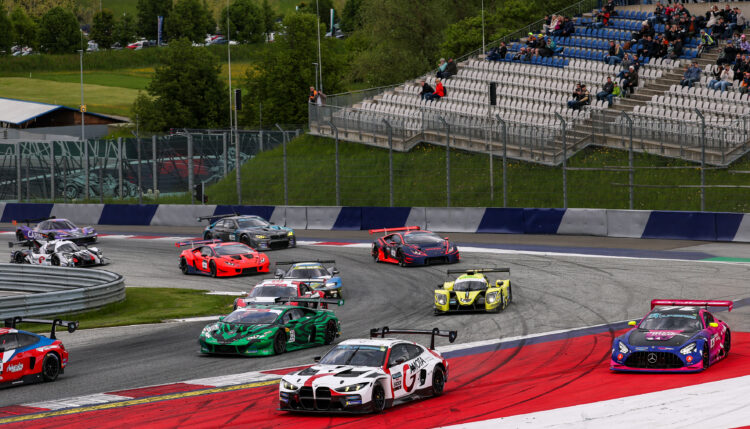Rudolf Beňo takes victory in GT3, GT4 class delivers dramatic battle