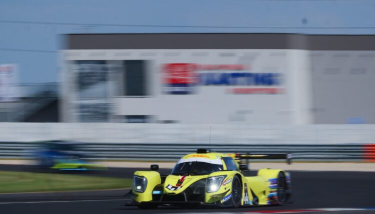 Slovakian drivers to lead the field in endurance race after the qualifying