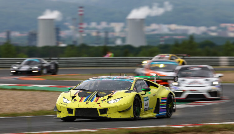Yellow shines at Most: Konopkas take first and second, Fulín wins in GT3